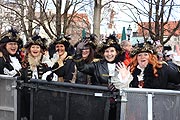 Tolle Kostüme beim Tanz der Martkfrauen (©Foto:Martin Schmitz)